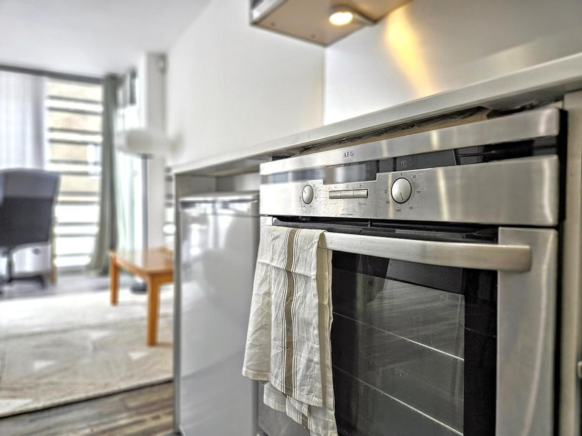 City Waterside, Old Street, Angel, Entire Private Apartment 런던 외부 사진