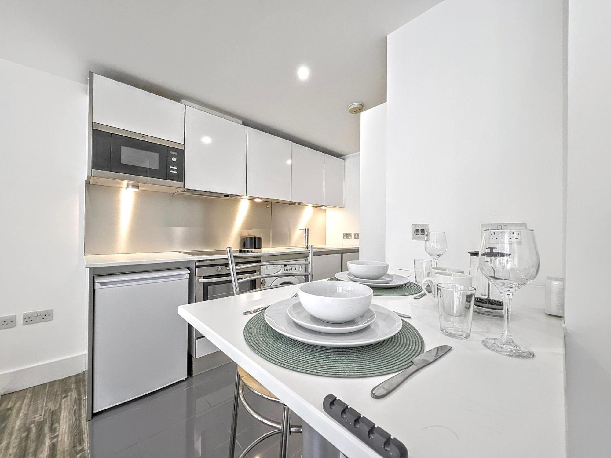 City Waterside, Old Street, Angel, Entire Private Apartment 런던 외부 사진